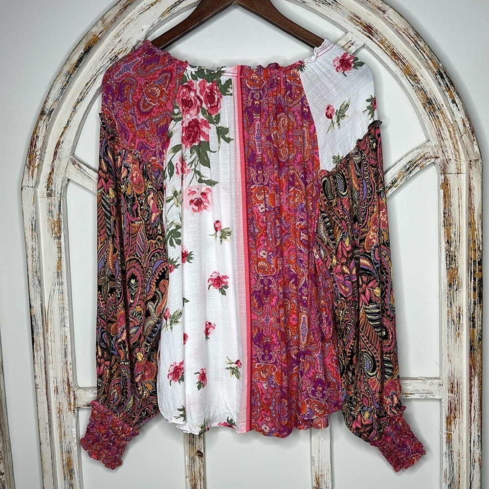 Free People Gemini V-Neck Button Front Top- Size Small - Picture 4 of 10